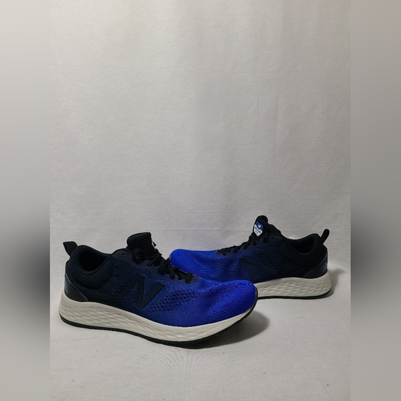 Mens NEW BALANCE Fresh foam running shoes- Size 11 - Picture 2 of 6